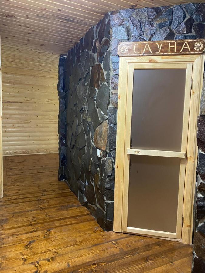 Medova Hata Hotell Verkhnyaya Rozhanka Eksteriør bilde