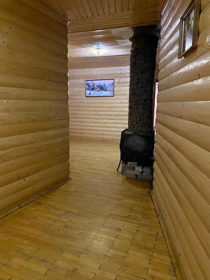 Medova Hata Hotell Verkhnyaya Rozhanka Eksteriør bilde